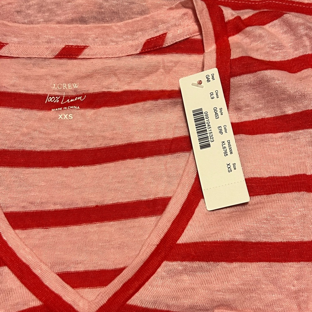 NWT J.Crew Red and White Striped V-Neck Tee - Picture 4 of 4